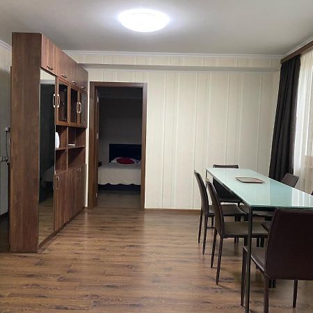 City Center Apart Hotel Tbilissi Extérieur photo