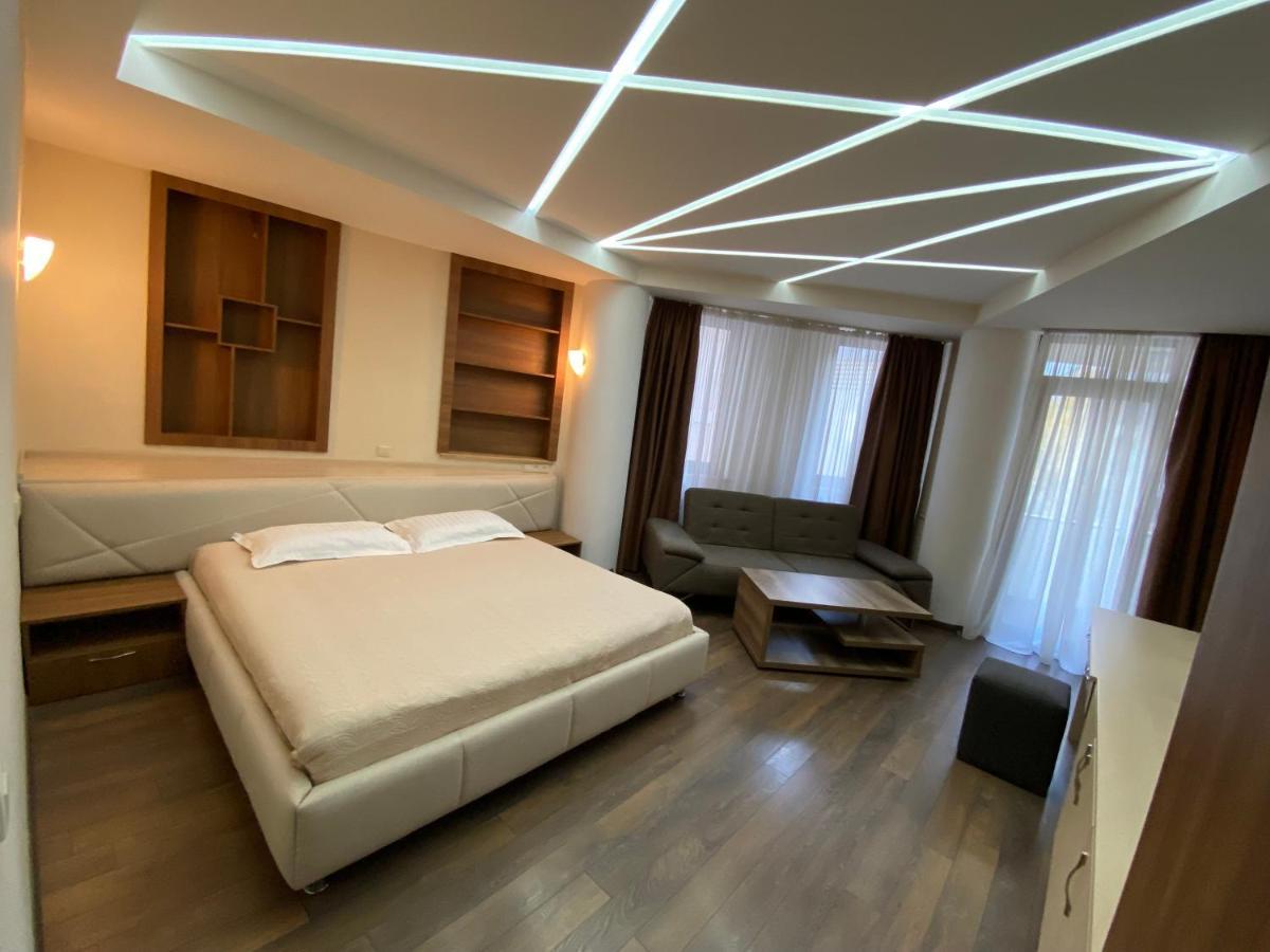 City Center Apart Hotel Tbilissi Extérieur photo